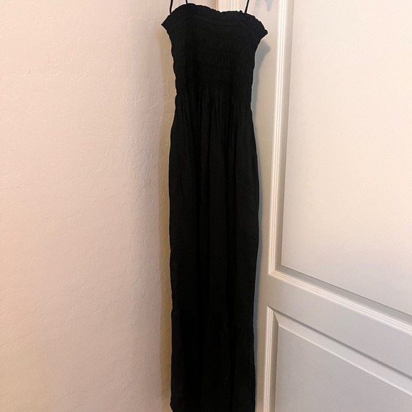 Black ruffle maxi dress - Picture 2 of 3
